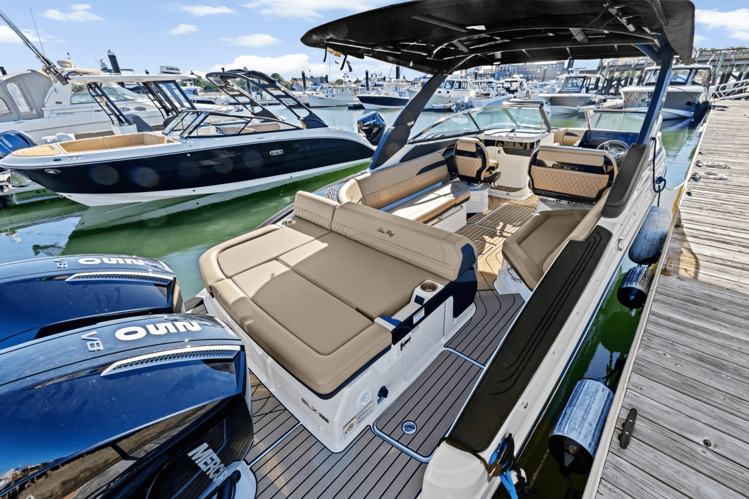 Slide: The Image of Sea Ray SLX 280 2025 - 8