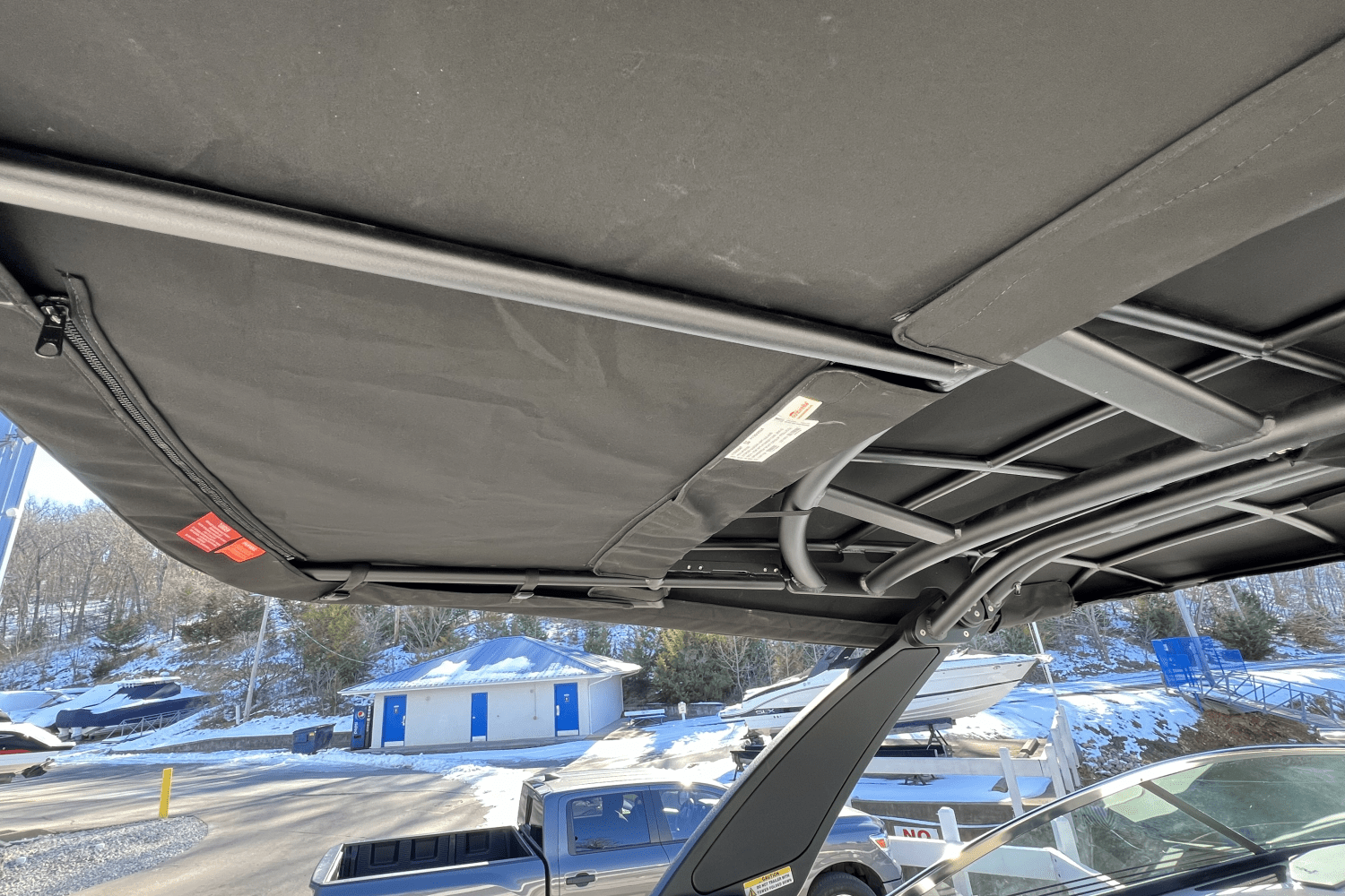 Slide: The Image of Sea Ray SLX 280 2025 - 8