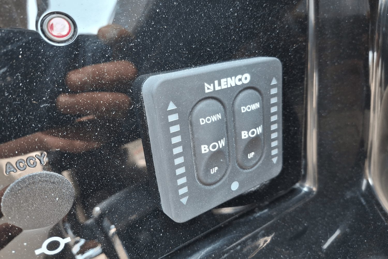 Slide: The Image of Sea Ray SLX 280 Outboard 2026 - 14