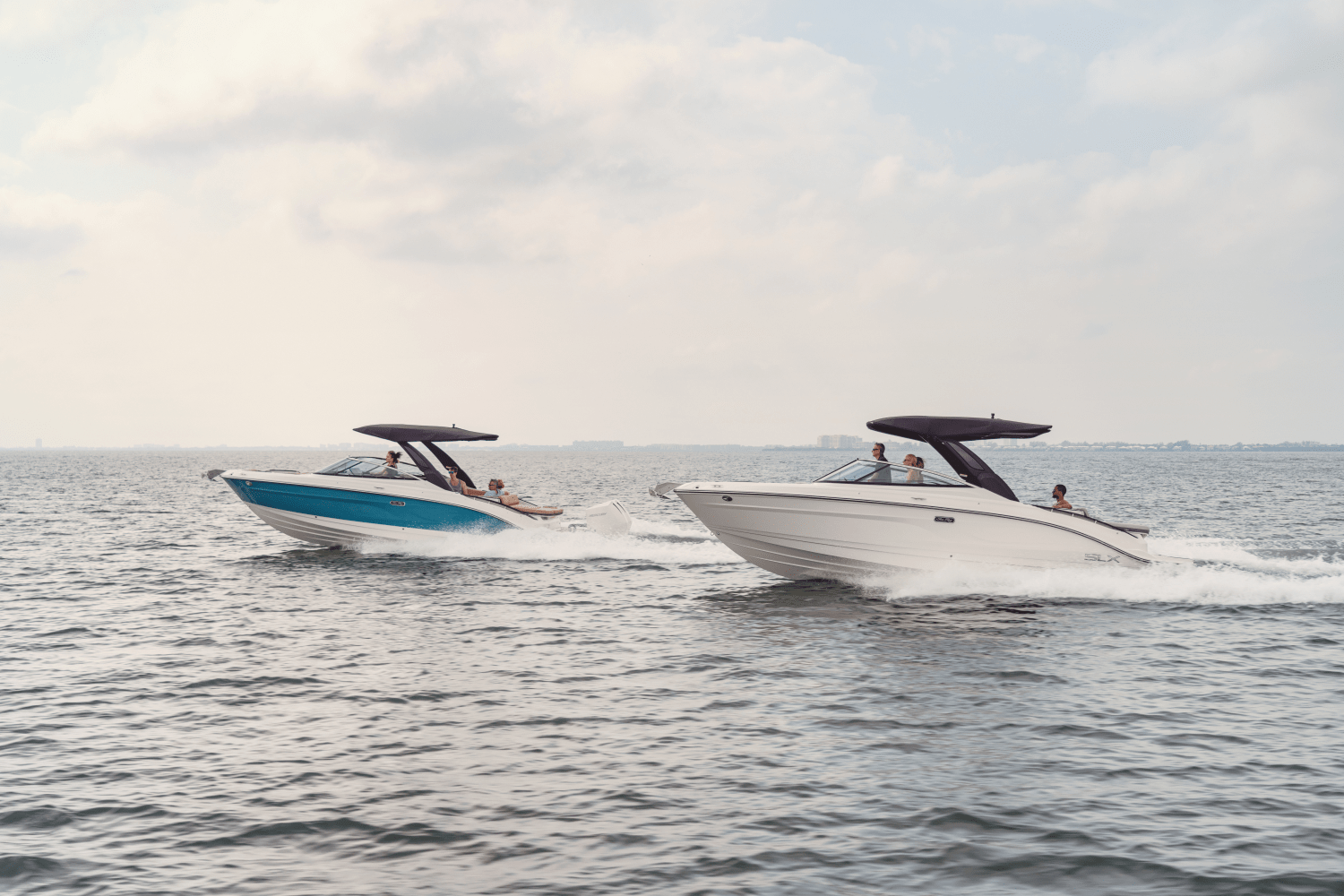 Slide: The Image of Sea Ray SLX 280 Outboard 2026 - 33