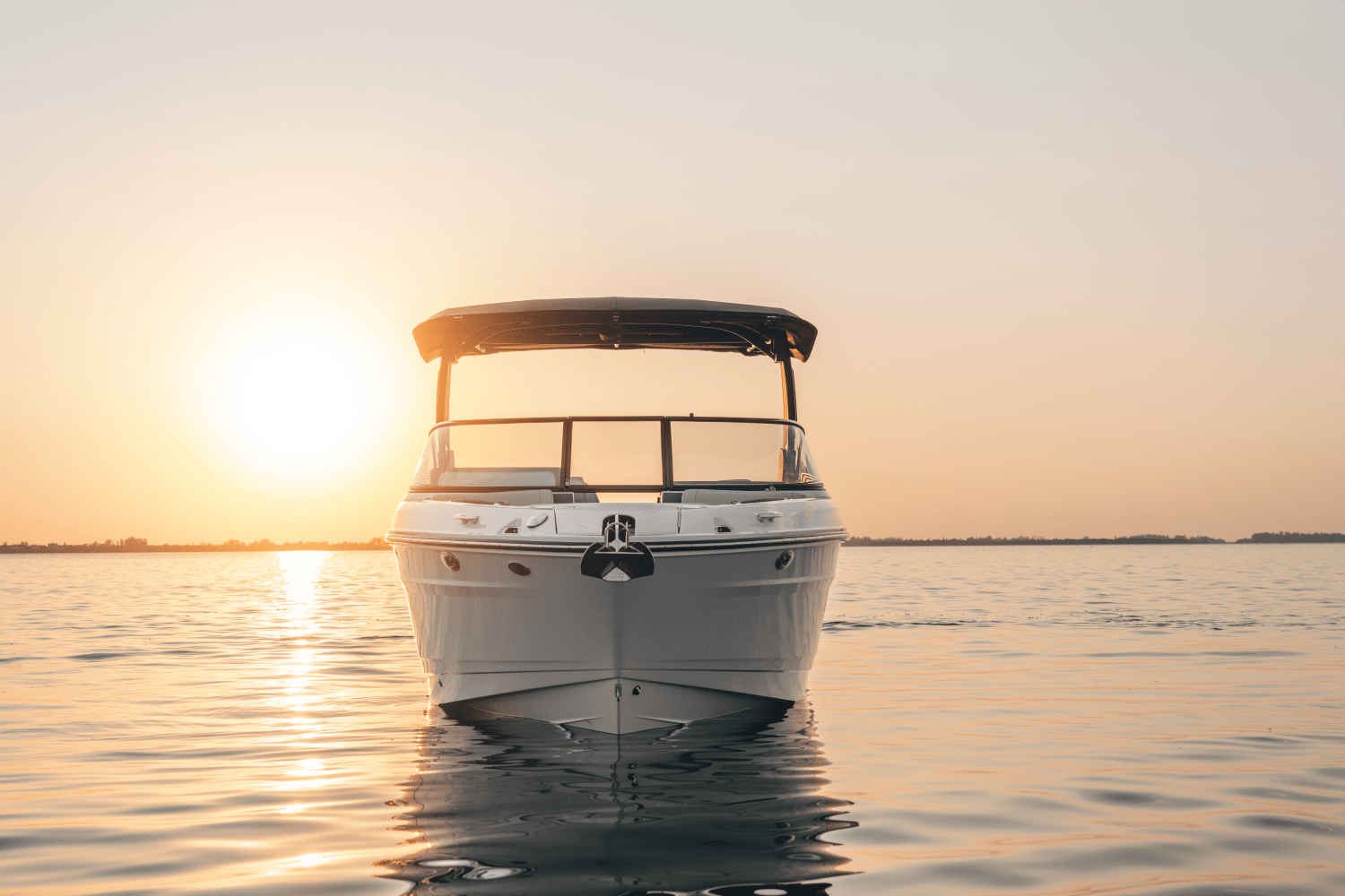 Slide: The Image of Sea Ray SLX 280 Outboard 2026 - 35