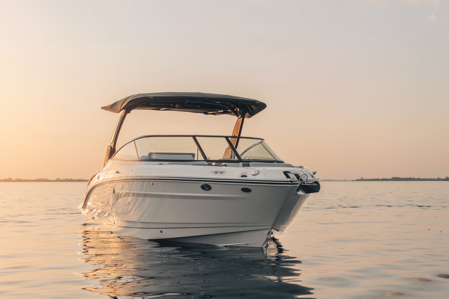 Slide: The Image of Sea Ray SLX 280 Outboard 2026 - 36