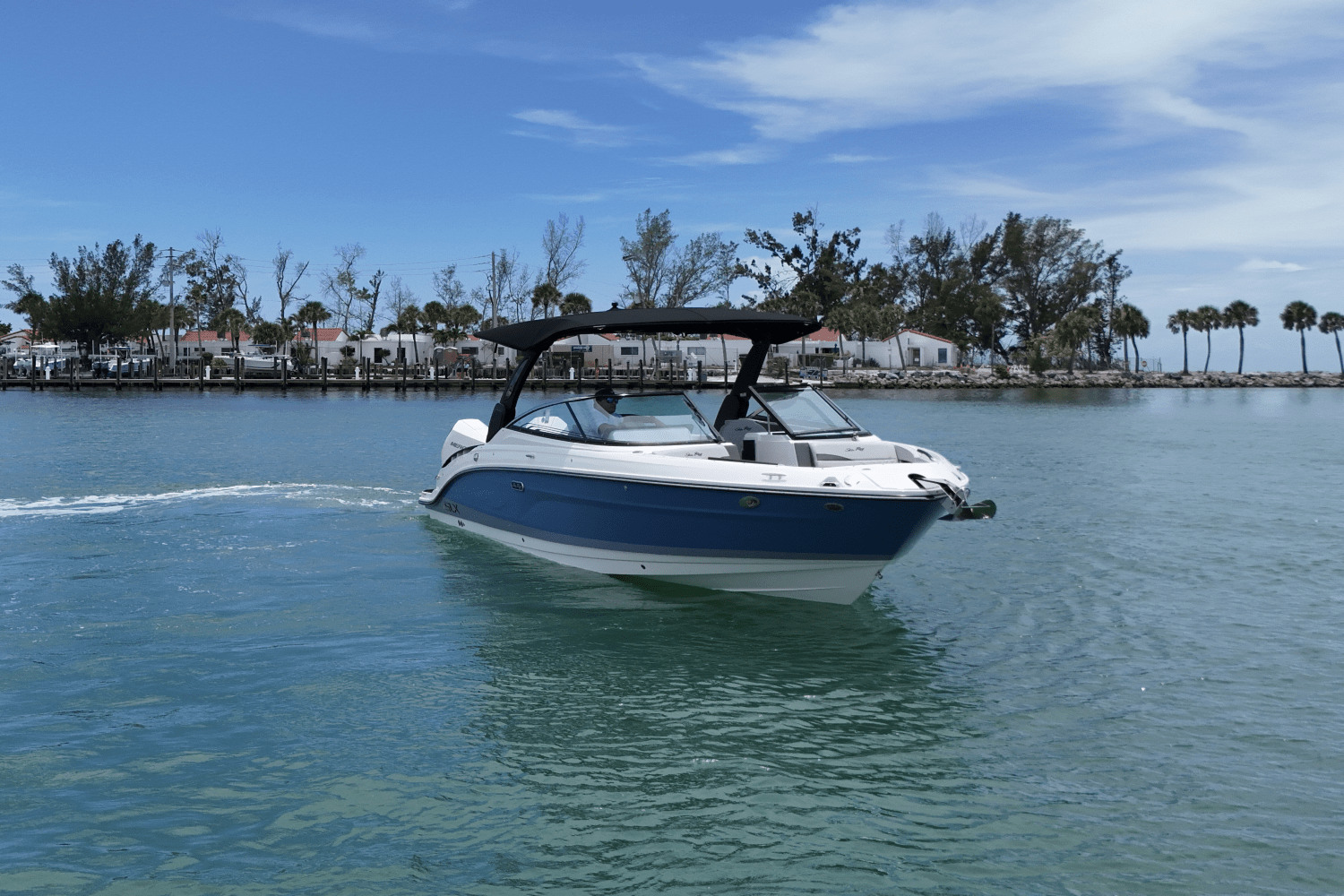 Slide: The Image of Sea Ray SLX 280 Outboard 2026 - 4