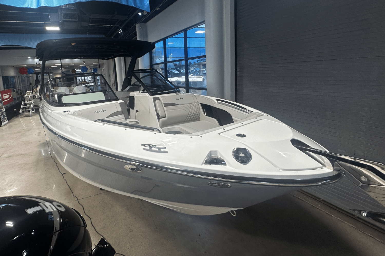 Slide: The Image of Sea Ray SLX 280 Outboard 2026 - 5