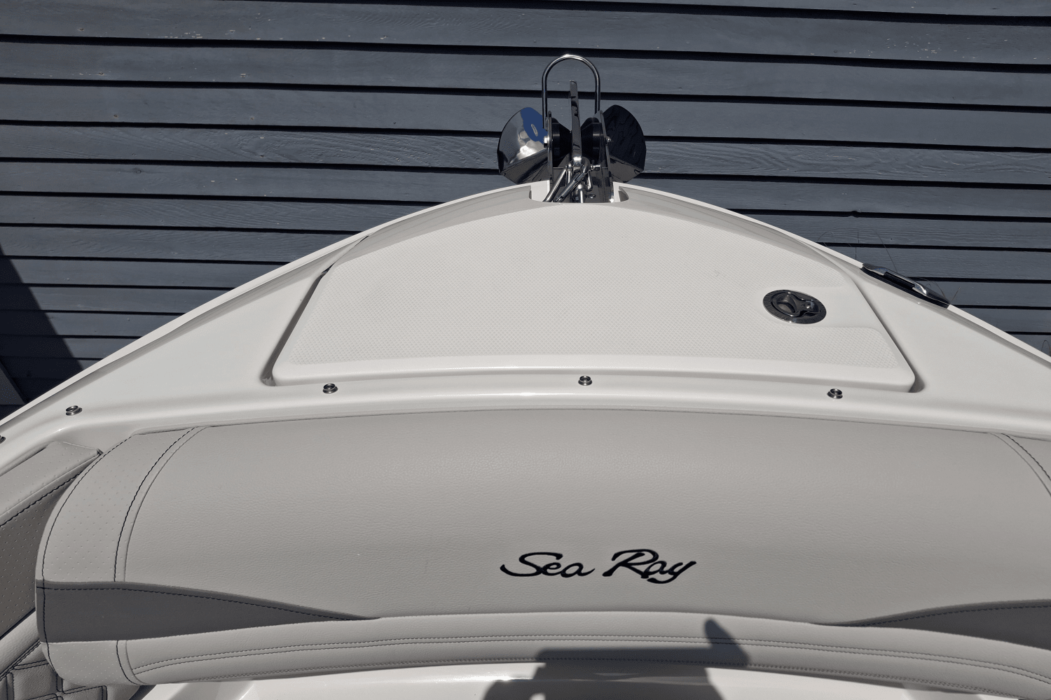 Slide: The Image of Sea Ray SLX 280 Outboard 2026 - 6