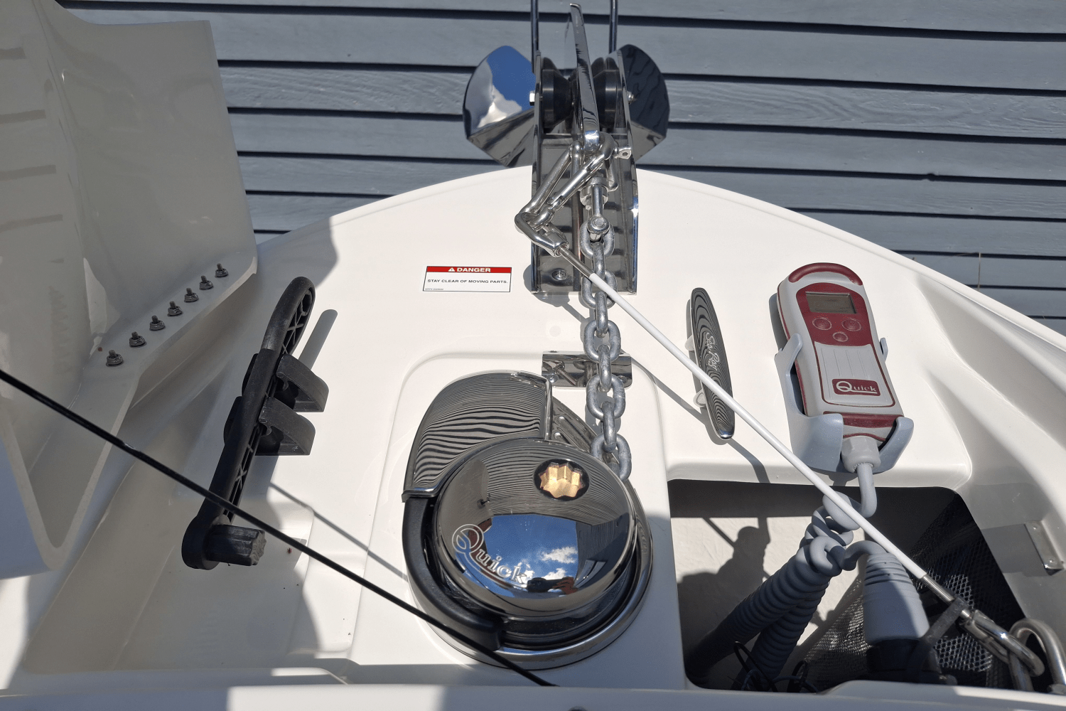 Slide: The Image of Sea Ray SLX 280 Outboard 2026 - 7