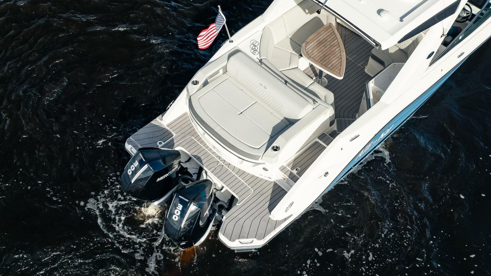 Slide: The Image of Sea Ray SLX 310 OB 2022 - 5257225