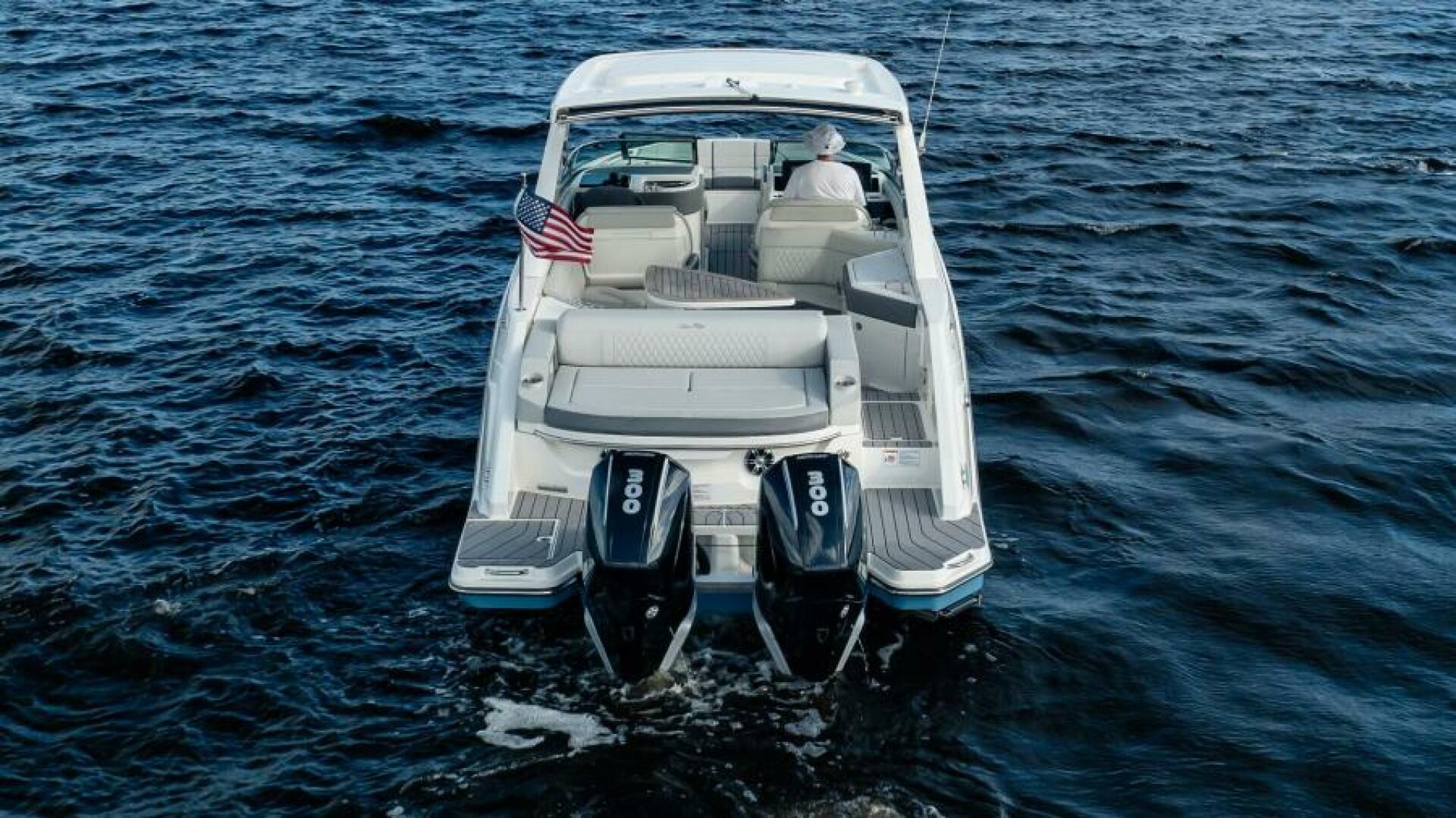 Slide: The Image of Sea Ray SLX 310 OB 2022 - 5257227