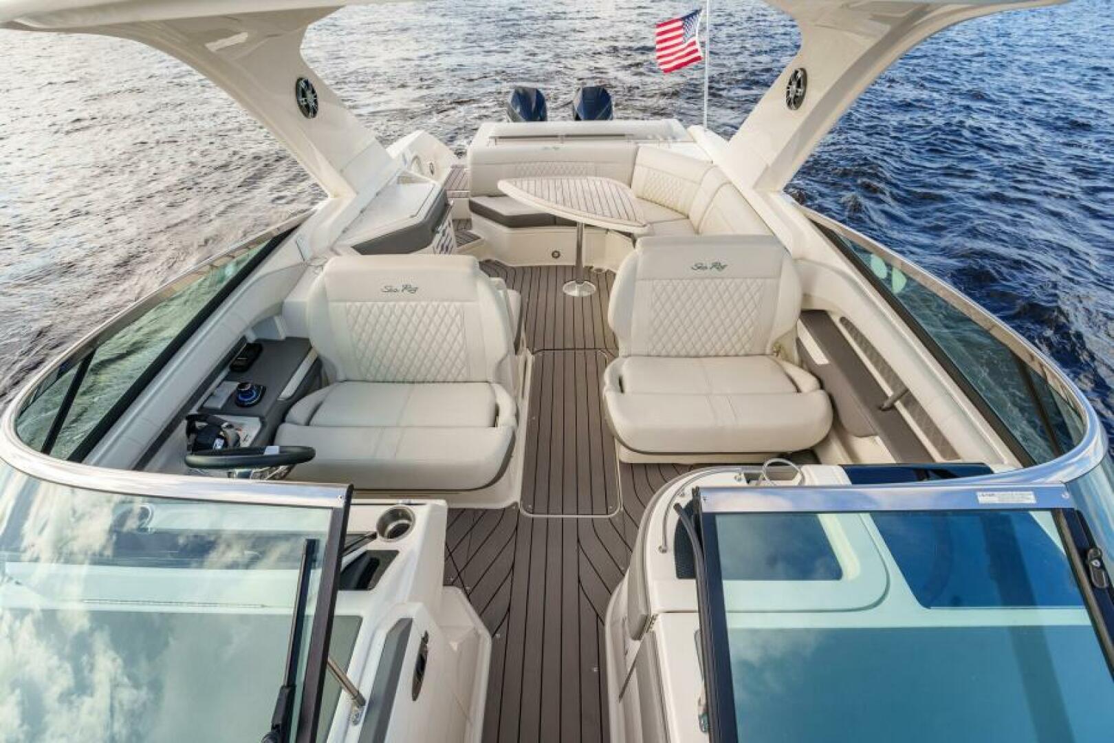 Slide: The Image of Sea Ray SLX 310 OB 2022 - 5257257