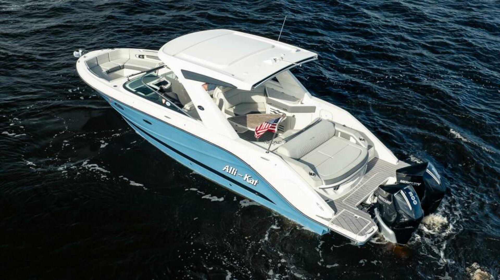 Slide: The Image of Sea Ray SLX 310 OB 2022 - 5257295