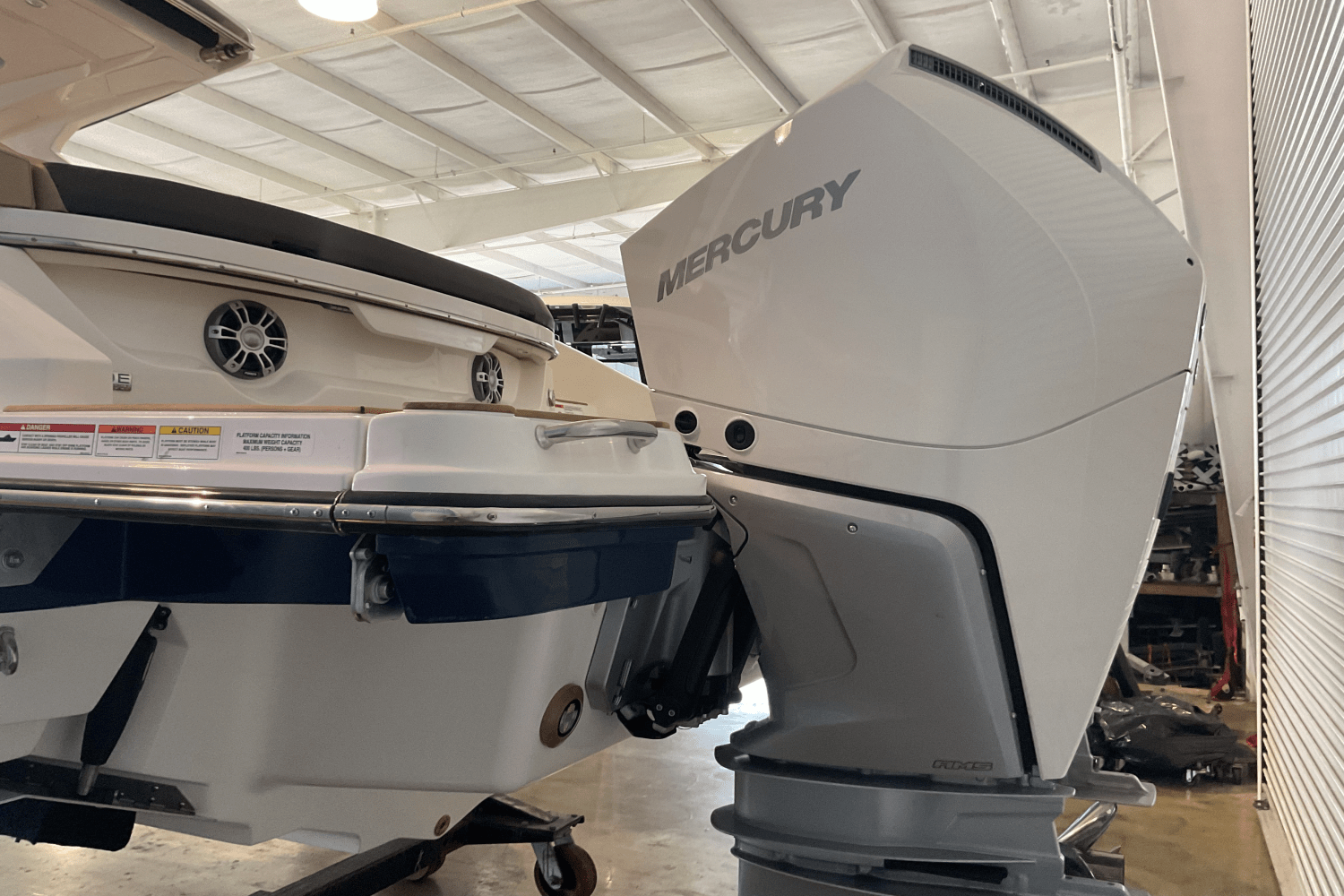 Slide: The Image of Sea Ray SLX 310 Ouboard 2026 - 7