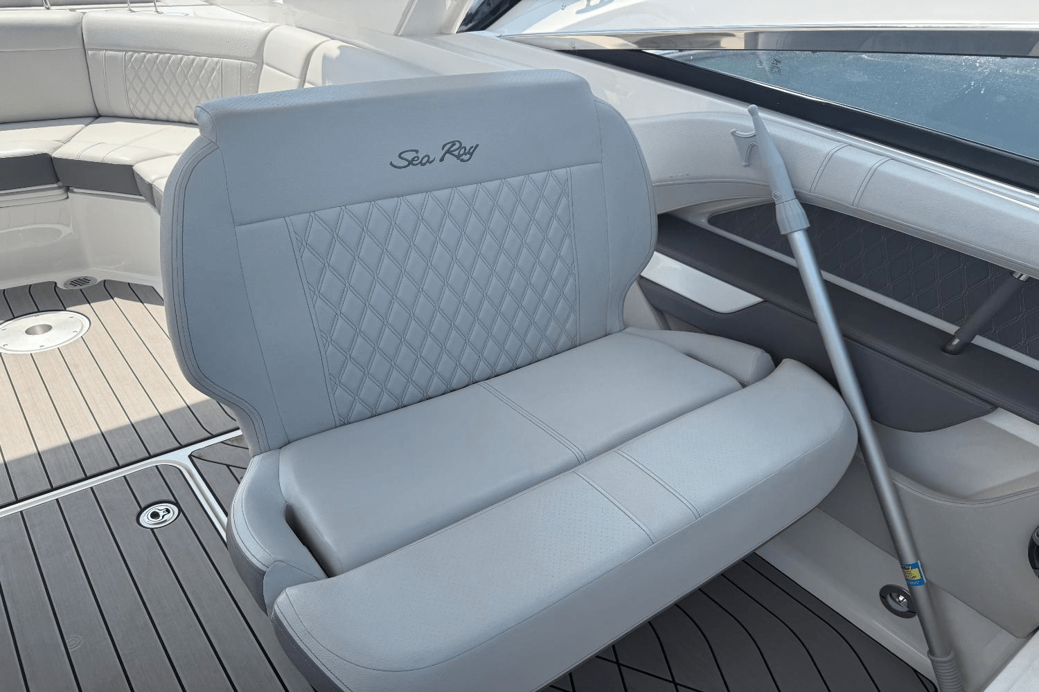 Slide: The Image of Sea Ray SLX 310 Outboard 2023 - 12