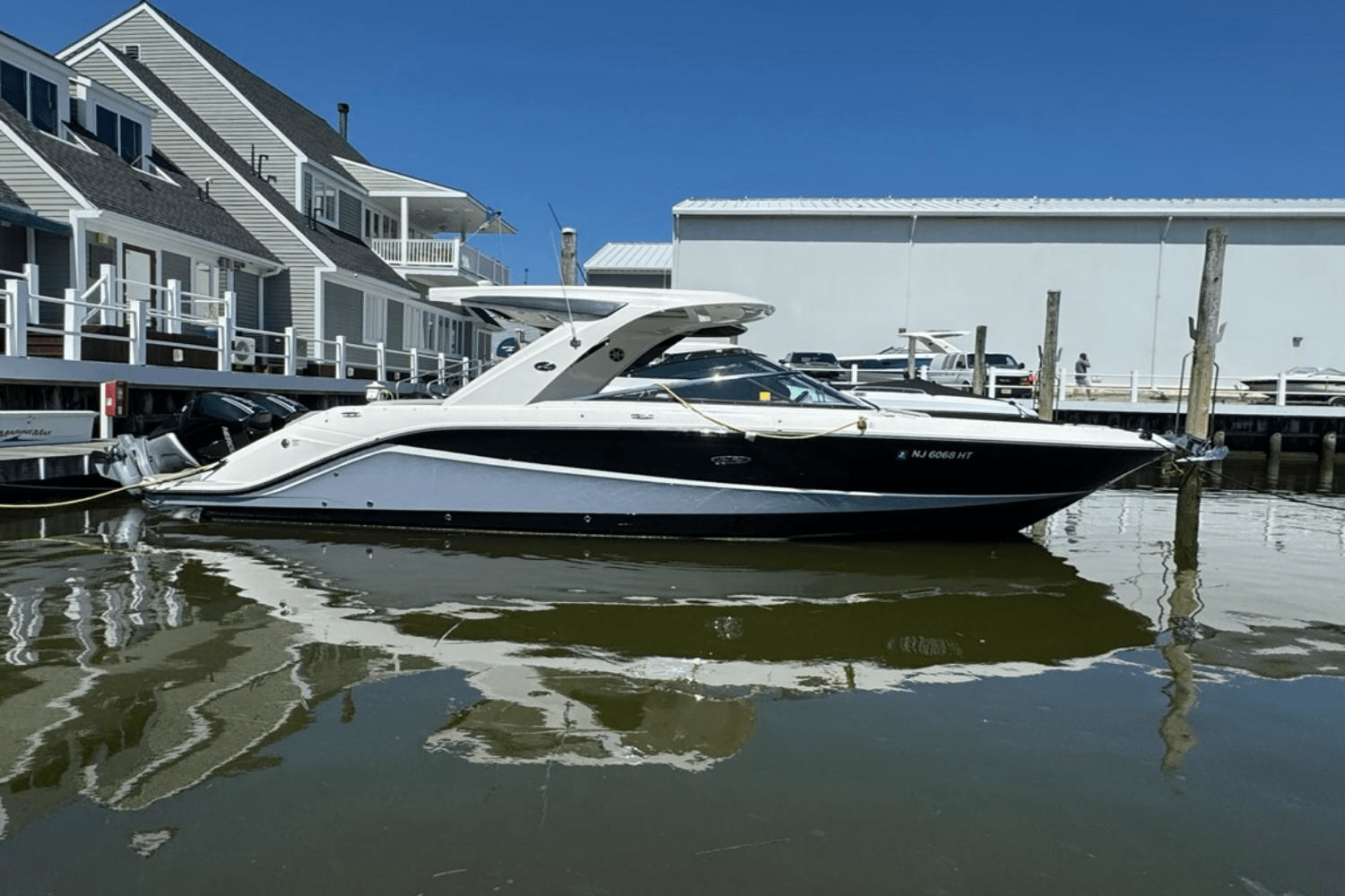 Slide: The Image of Sea Ray SLX 310 Outboard 2023 - 2