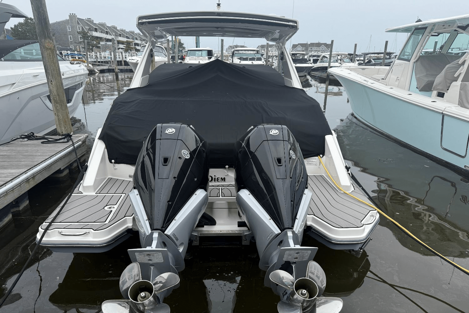 Slide: The Image of Sea Ray SLX 310 Outboard 2023 - 6