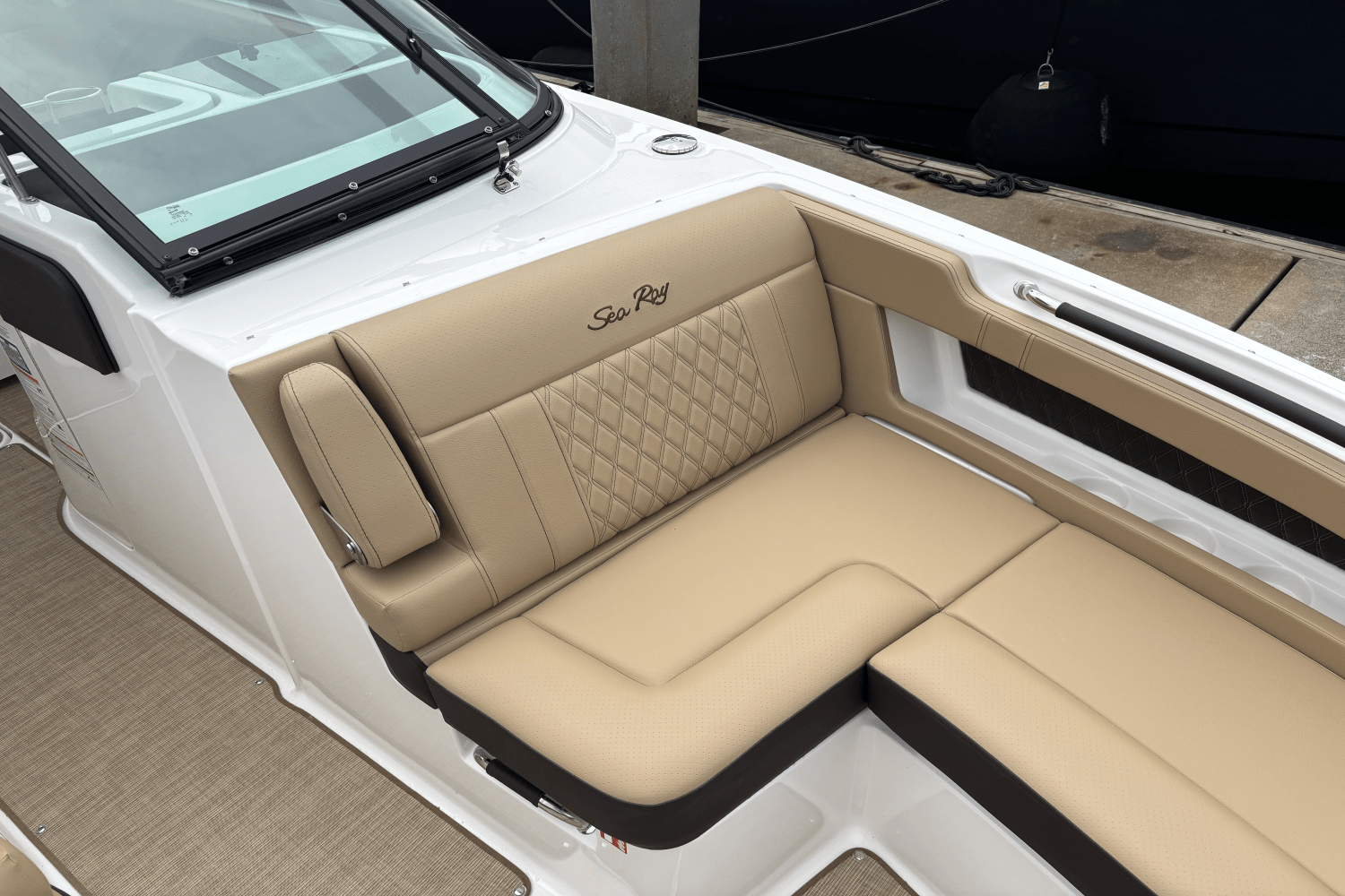 Slide: The Image of Sea Ray SLX 310 Outboard 2025 - 26