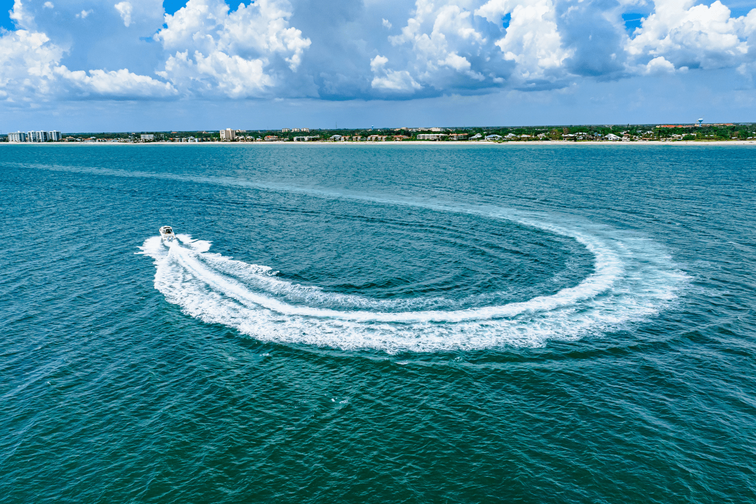 Slide: The Image of Sea Ray SLX 400 Outboard 2025 - 20