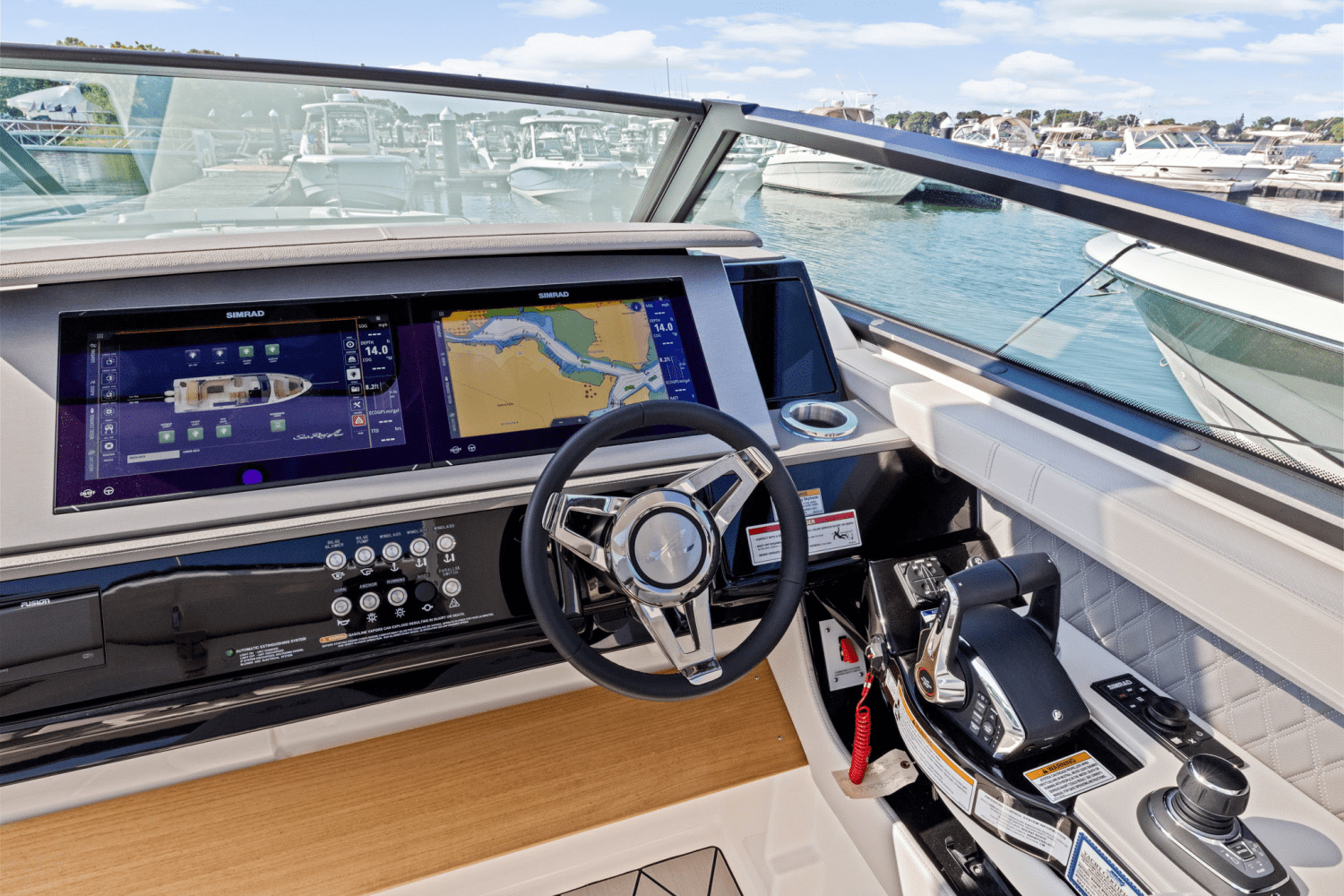 Slide: The Image of Sea Ray SLX 400 Outboard 2025 - 30