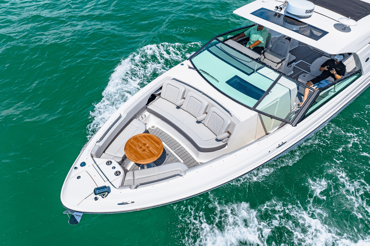 Slide: The Image of Sea Ray SLX 400 Outboard 2025 - 9