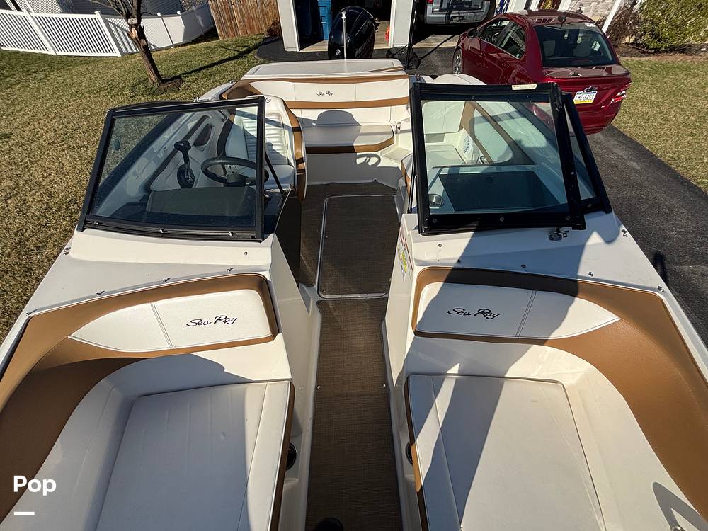 Slide: The Image of Sea Ray SPX 190 2017 - 15280590