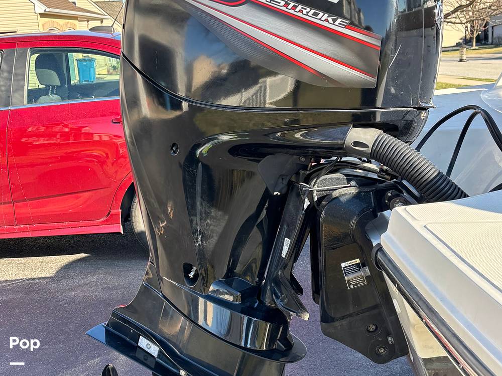 Slide: The Image of Sea Ray SPX 190 2017 - 15280591