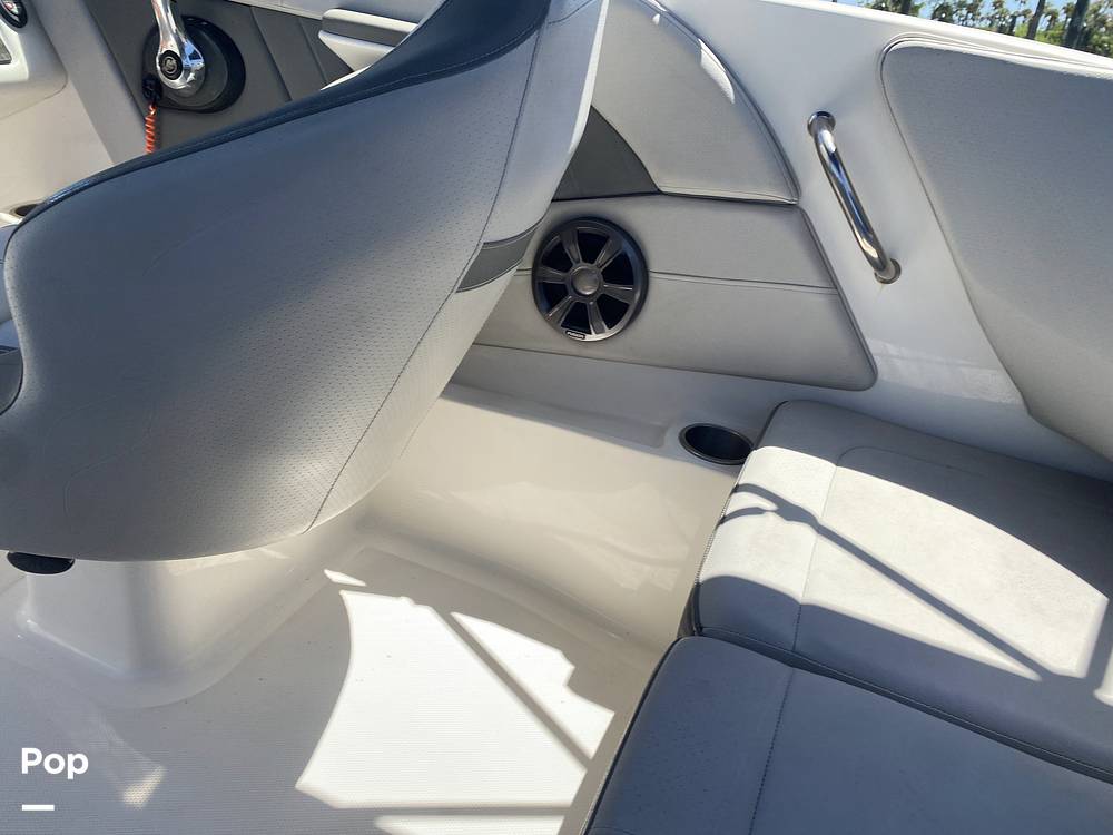 Slide: The Image of Sea Ray SPX 190 2020 - 15469533