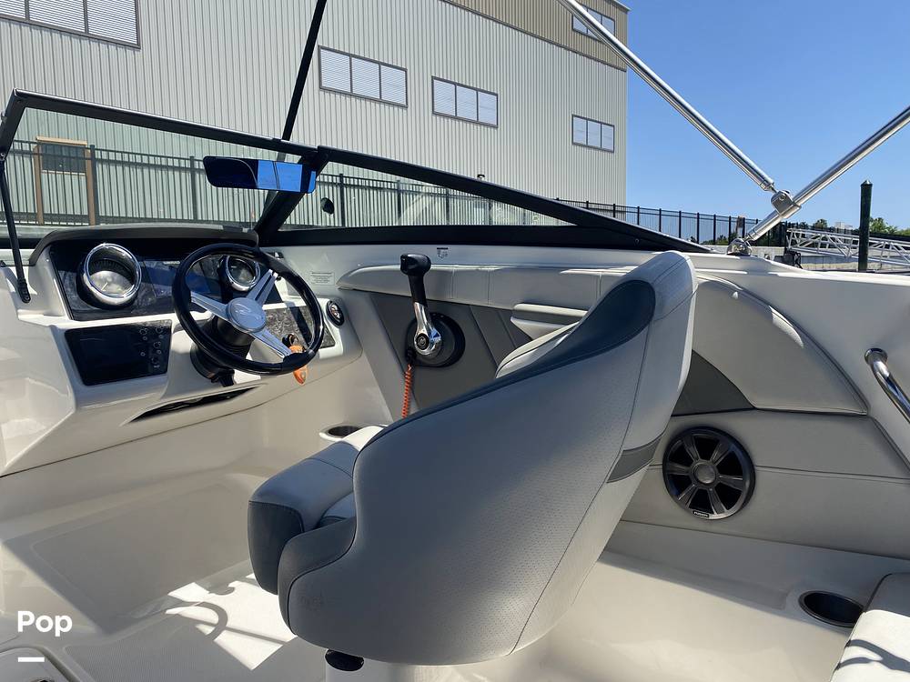 Slide: The Image of Sea Ray SPX 190 2020 - 15469534