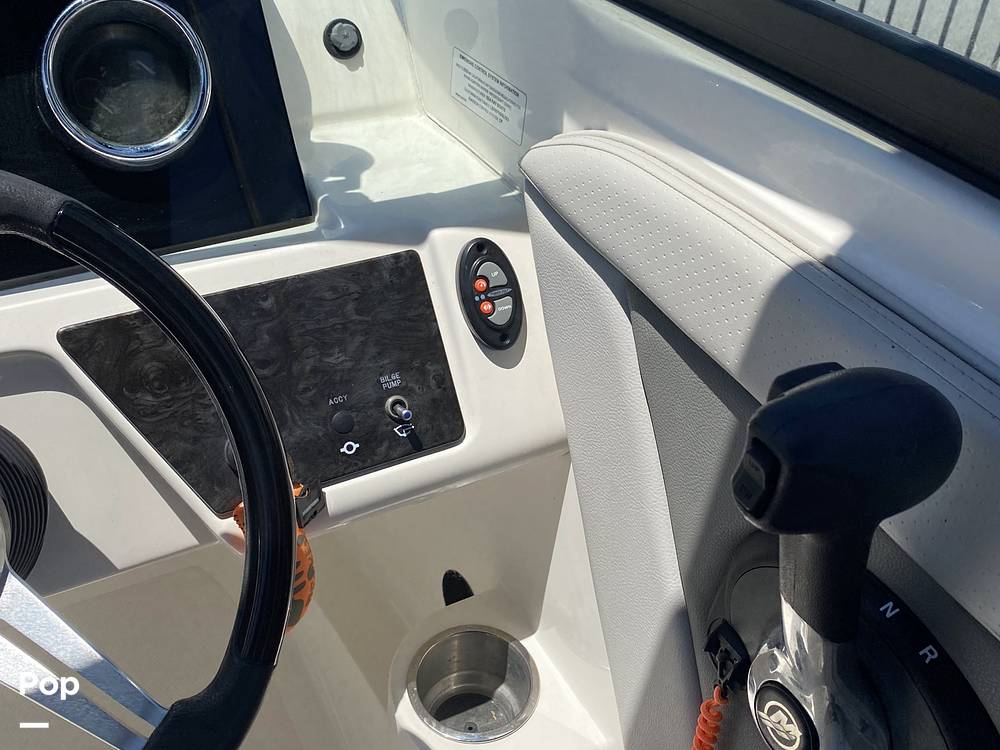 Slide: The Image of Sea Ray SPX 190 2020 - 15469554