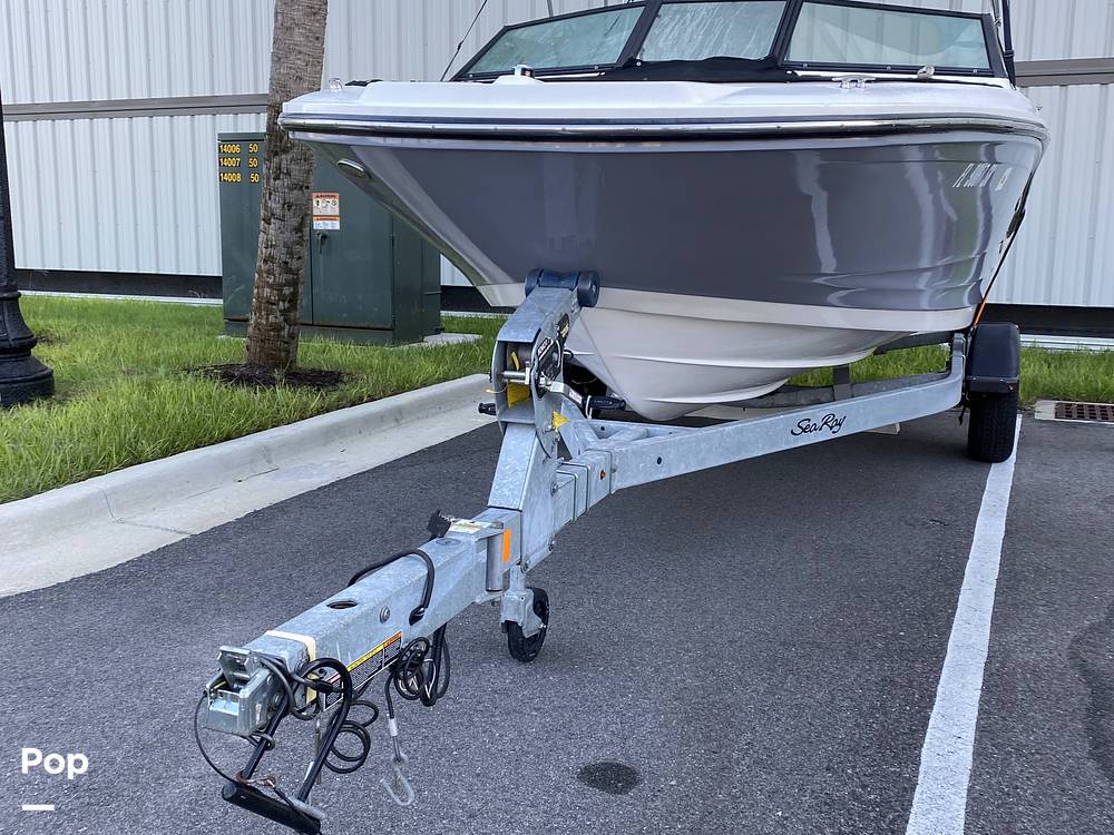 Slide: The Image of Sea Ray SPX 190 2020 - 15478510