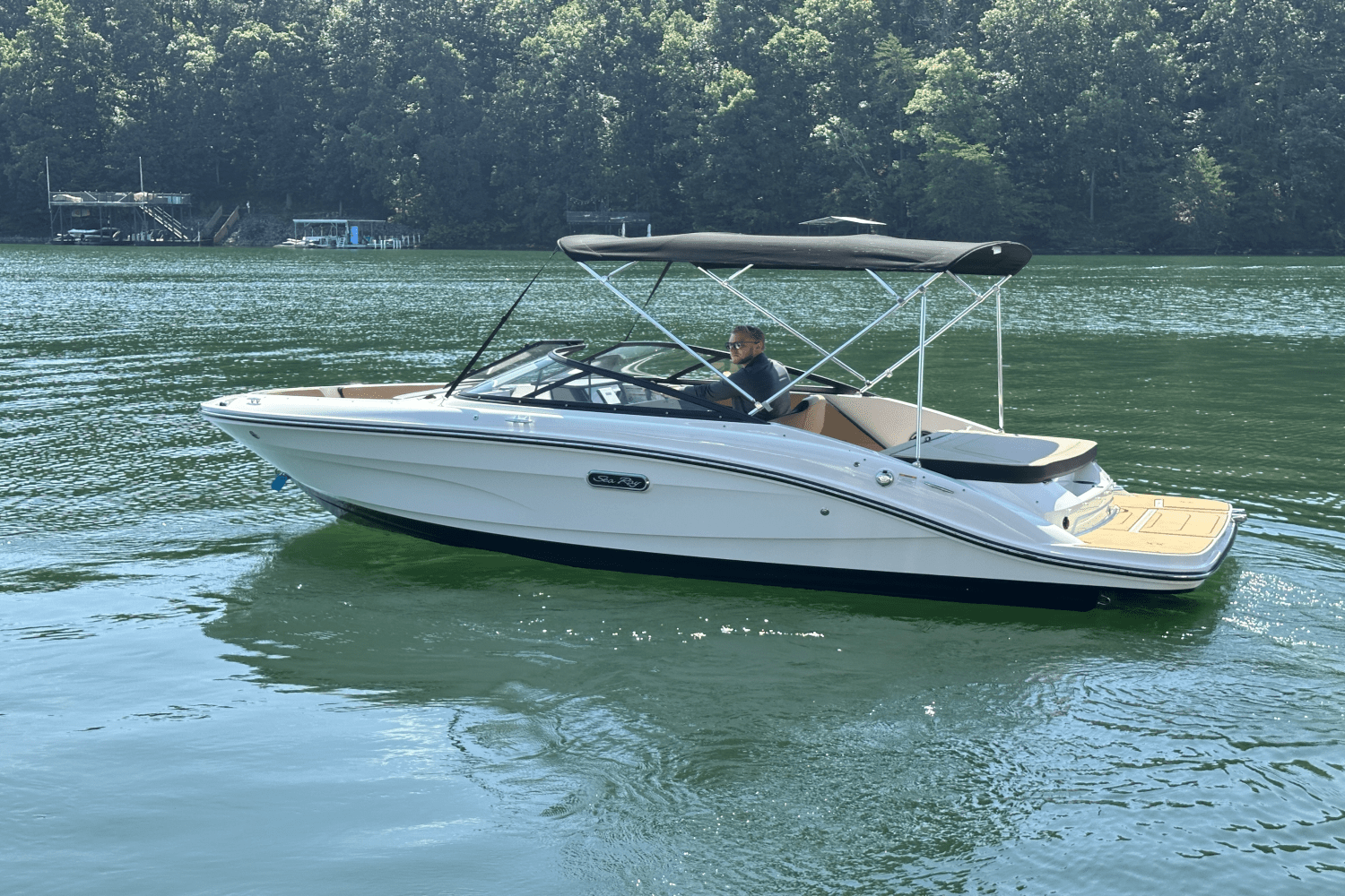 Slide: The Image of Sea Ray SPX 190 2025 - 20