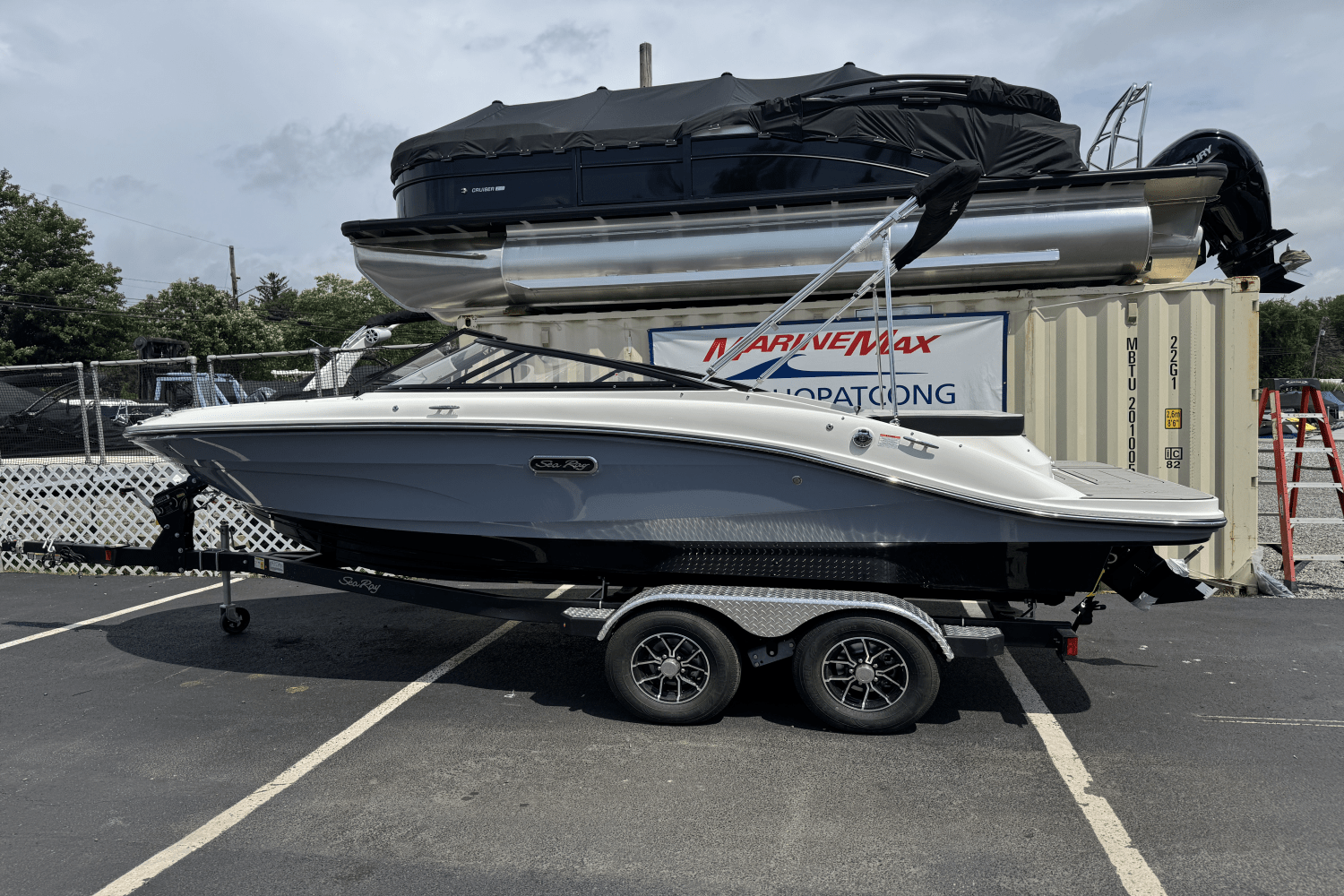 Slide: The Image of Sea Ray SPX 190 2025 - 5