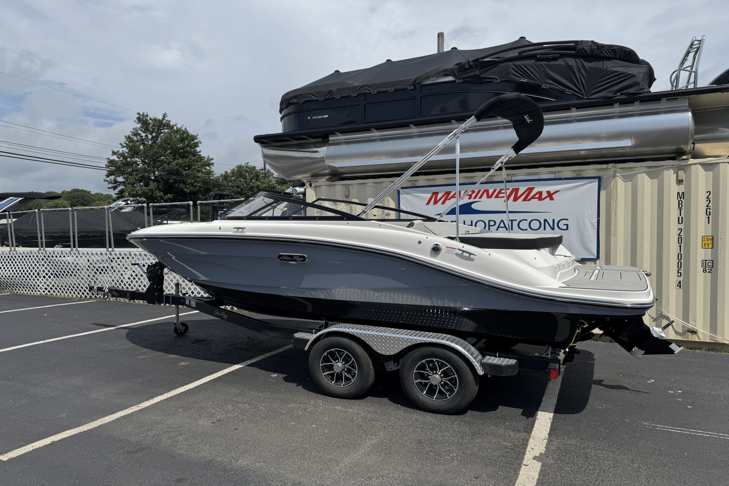 Slide: The Image of Sea Ray SPX 190 2025 - 6