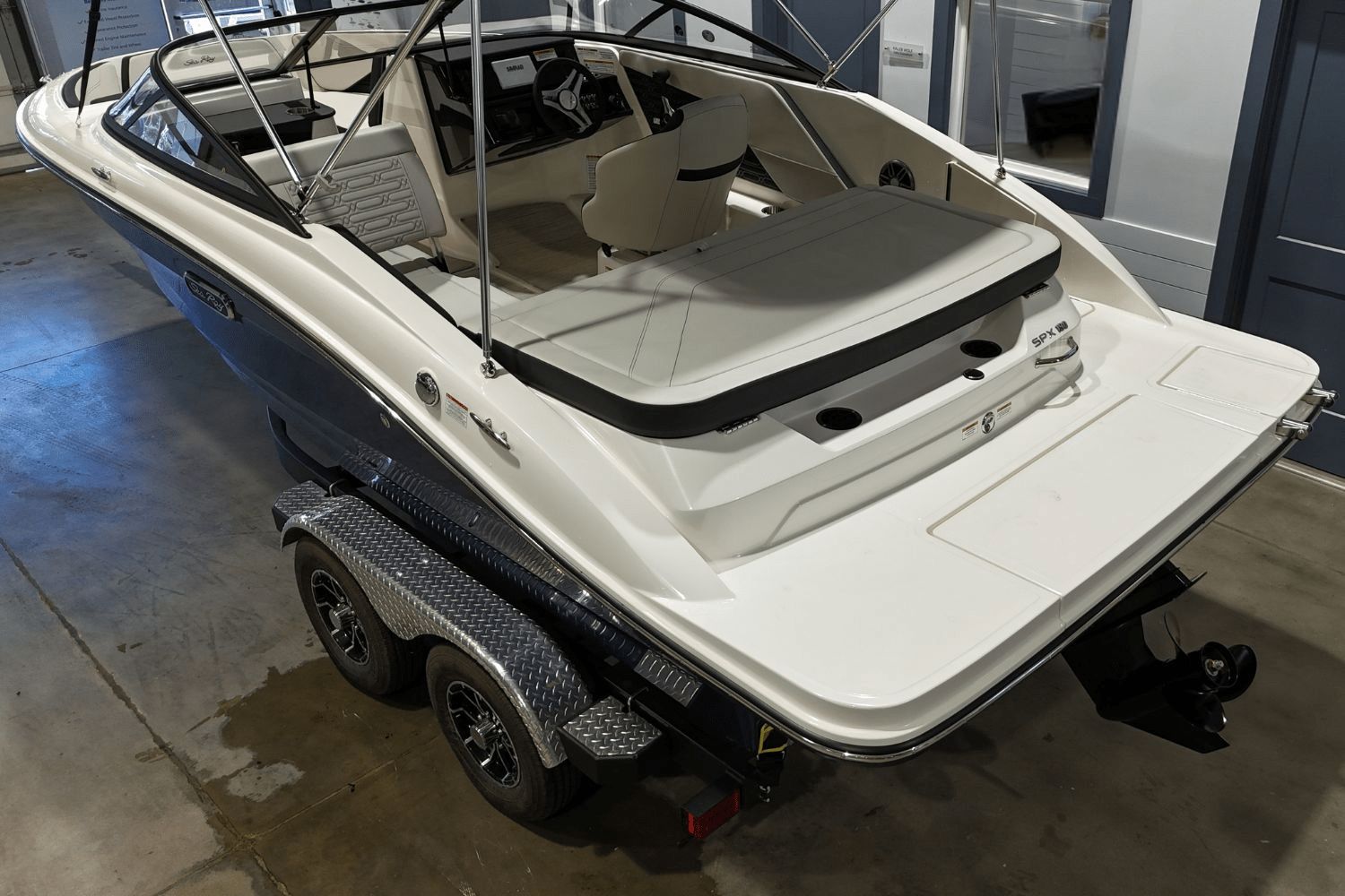 Slide: The Image of Sea Ray SPX 190 2025 - 7