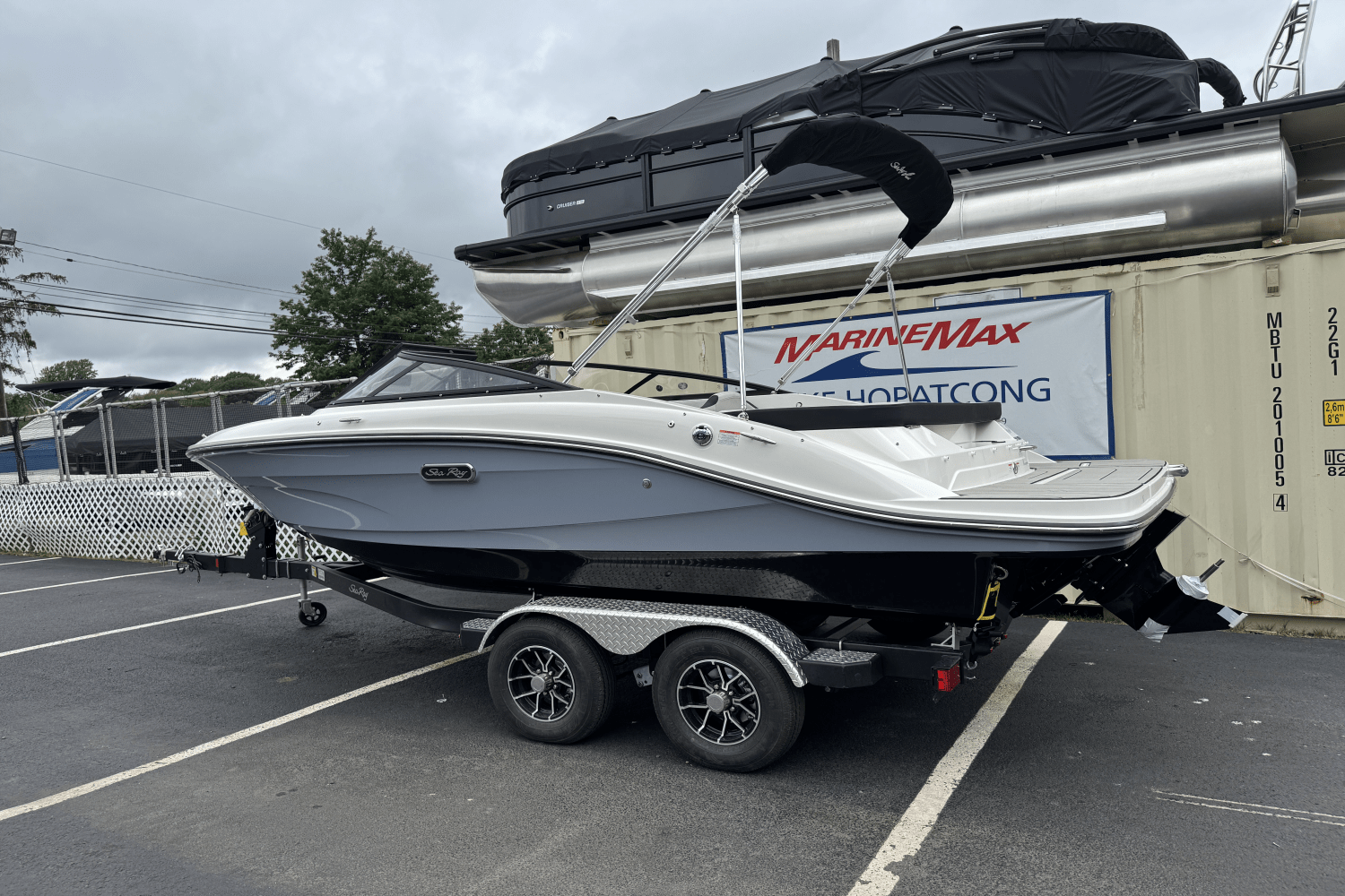 Slide: The Image of Sea Ray SPX 190 2025 - 7