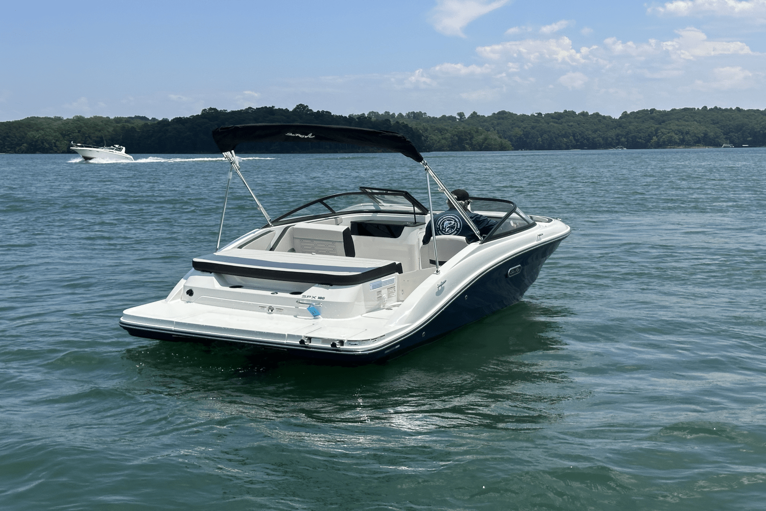 Slide: The Image of Sea Ray SPX 190 2025 - 8