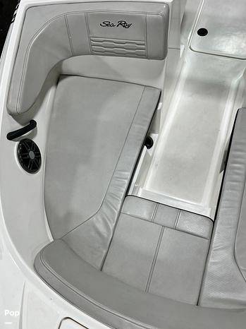 Slide: The Image of Sea Ray SPX 190 I/O 2022 - 15265613