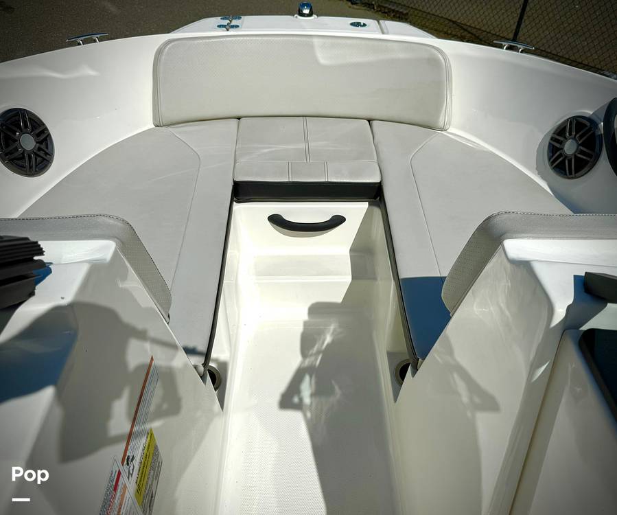 Slide: The Image of Sea Ray SPX 190 I/O 2022 - 15325253