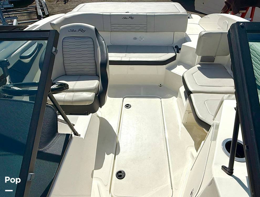 Slide: The Image of Sea Ray SPX 190 I/O 2022 - 15325265