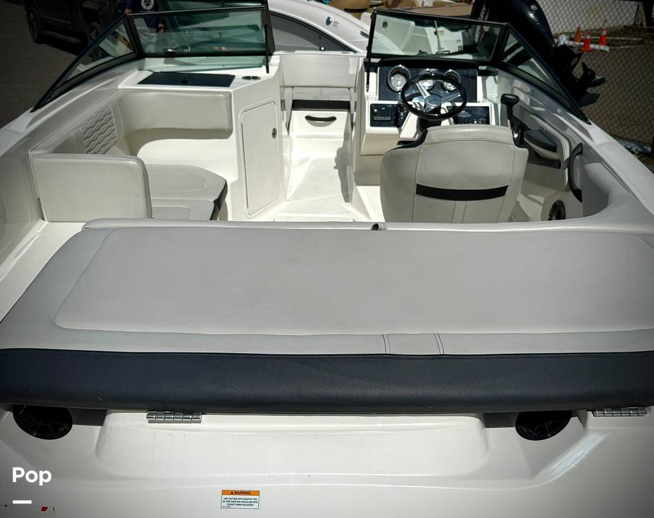 Slide: The Image of Sea Ray SPX 190 I/O 2022 - 15325270