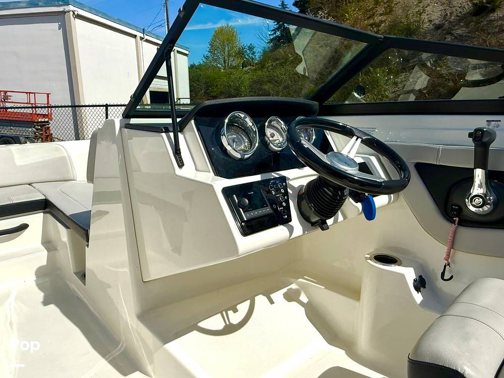 Slide: The Image of Sea Ray SPX 190 I/O 2022 - 15325283