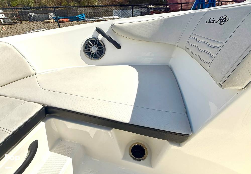 Slide: The Image of Sea Ray SPX 190 I/O 2022 - 15325291