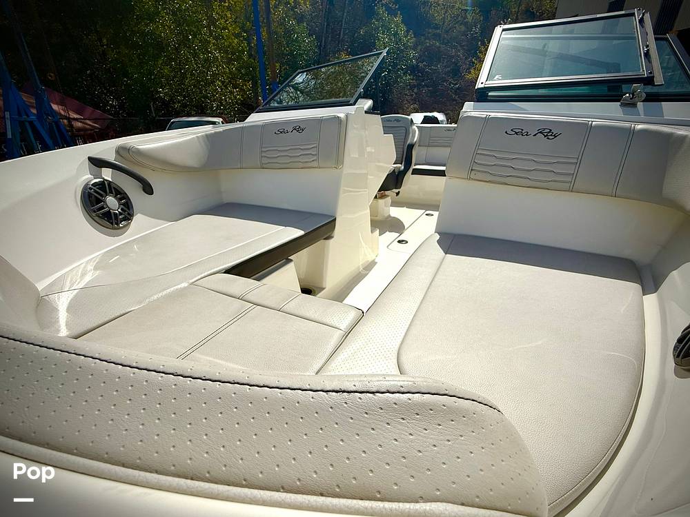 Slide: The Image of Sea Ray SPX 190 I/O 2022 - 15325301