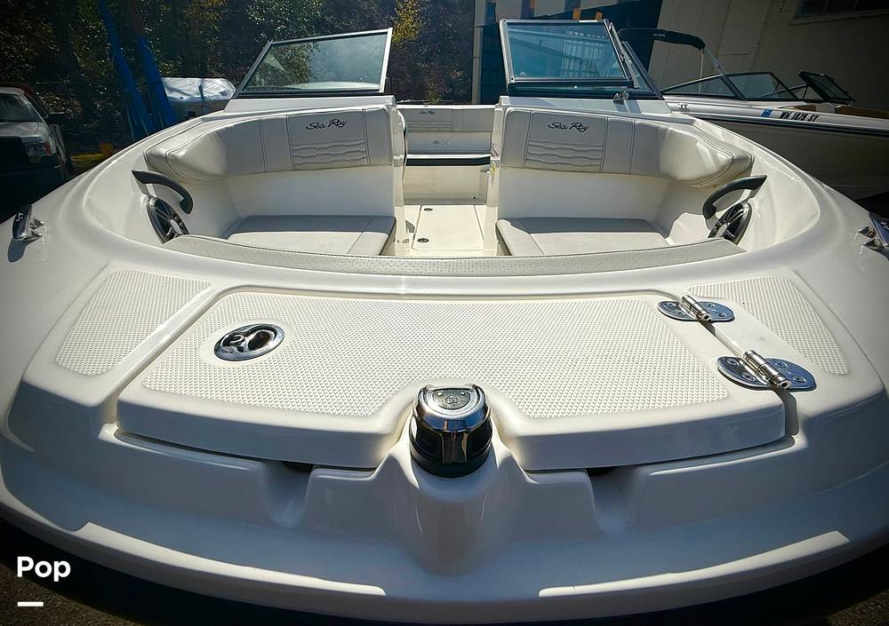 Slide: The Image of Sea Ray SPX 190 I/O 2022 - 15325302