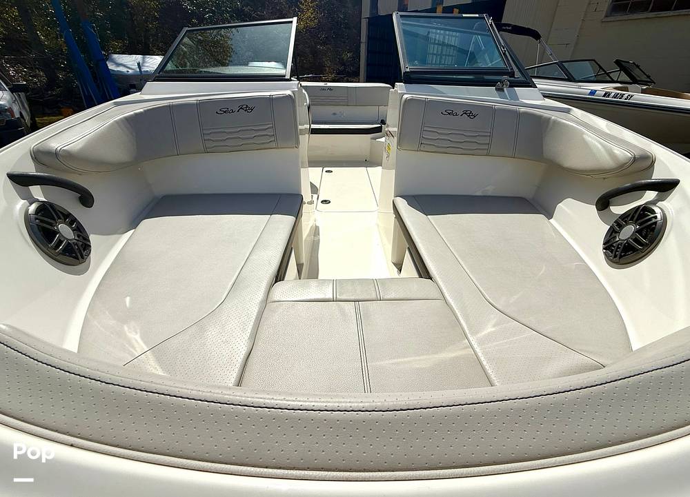 Slide: The Image of Sea Ray SPX 190 I/O 2022 - 15325304