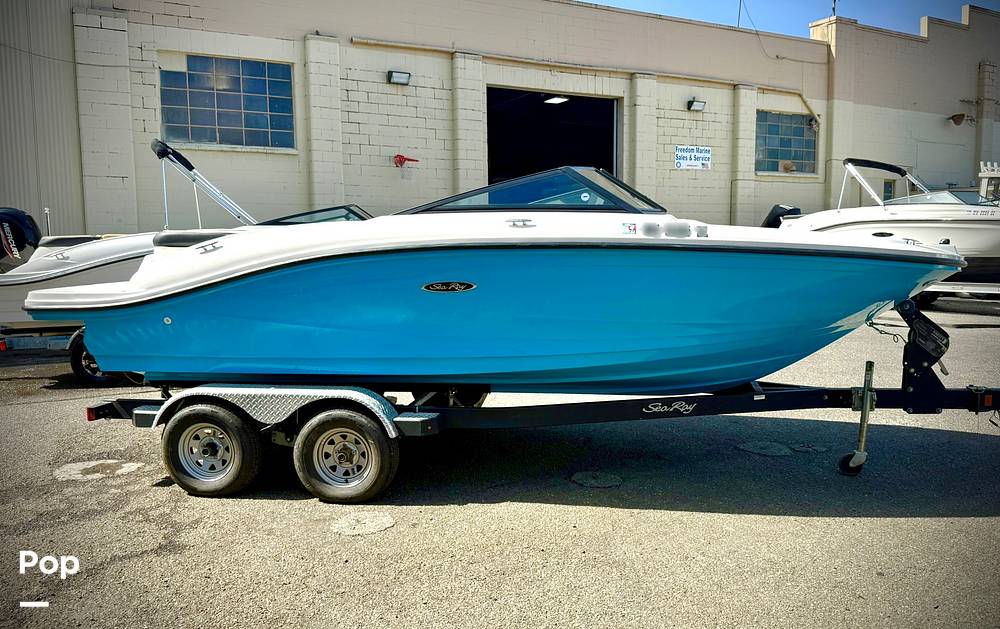 Slide: The Image of Sea Ray SPX 190 I/O 2022 - 15325306