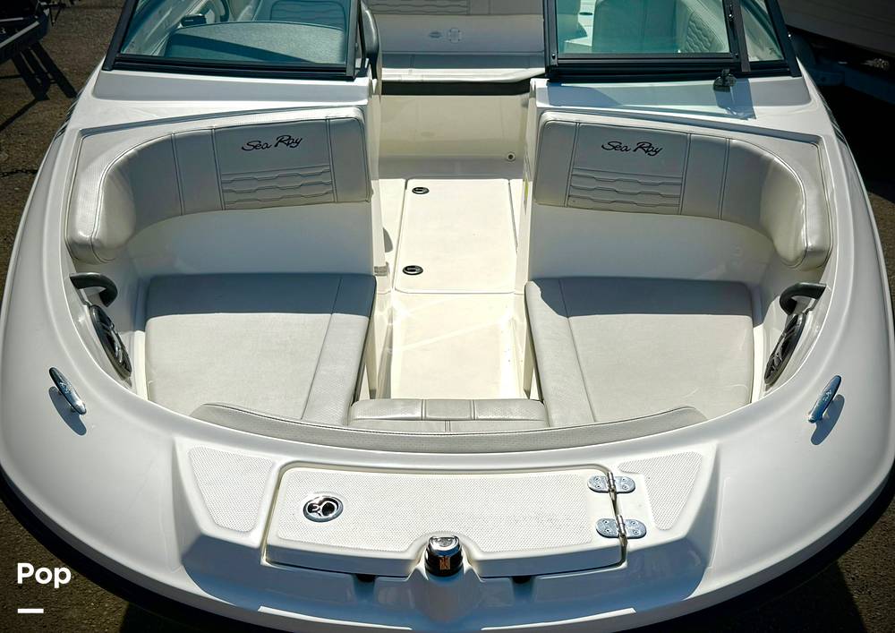 Slide: The Image of Sea Ray SPX 190 I/O 2022 - 15325314