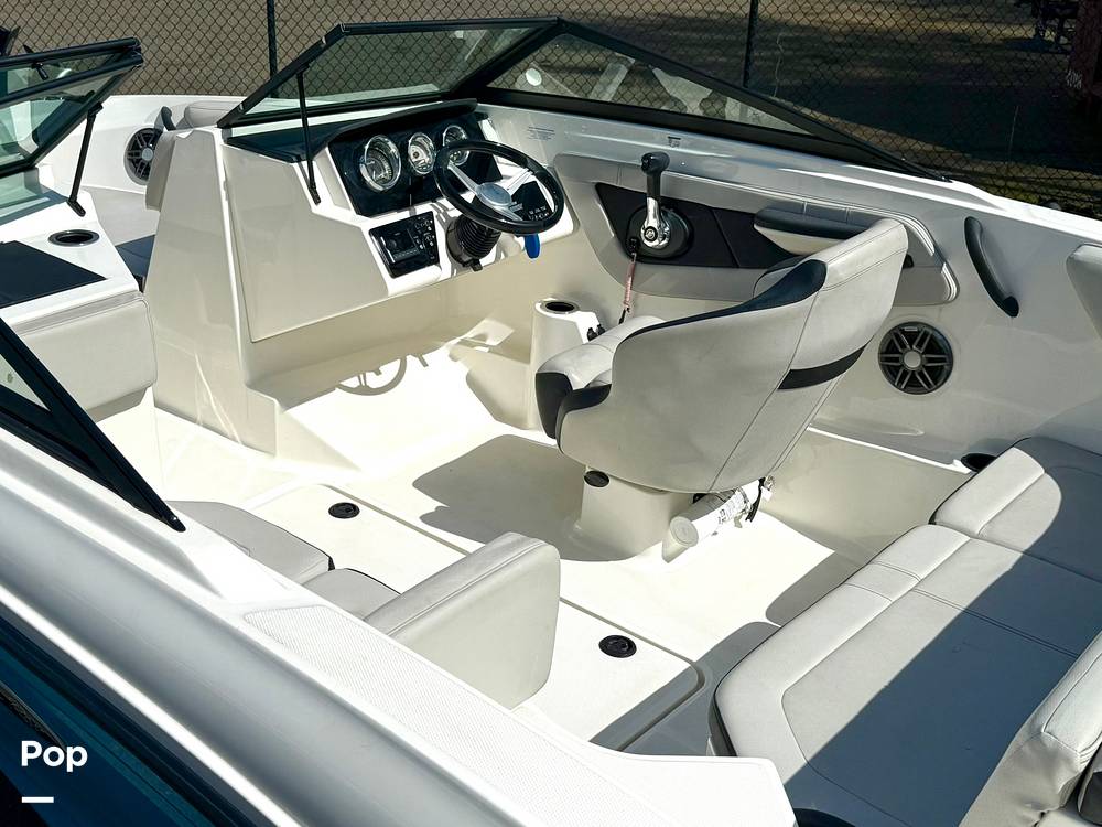 Slide: The Image of Sea Ray SPX 190 I/O 2022 - 15325316