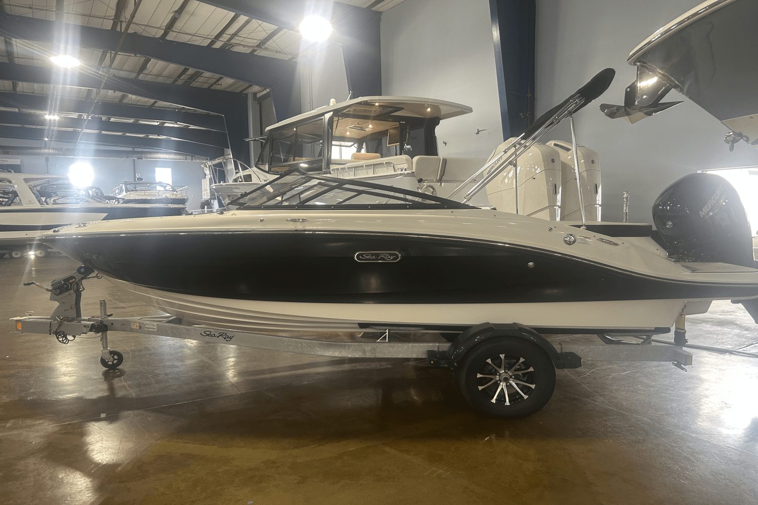 Slide: The Image of Sea Ray SPX 190 Outboard 2025 - 0