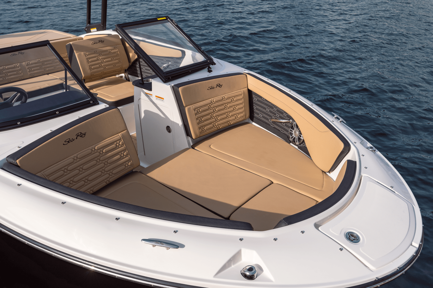 Slide: The Image of Sea Ray SPX 190 Outboard 2025 - 12
