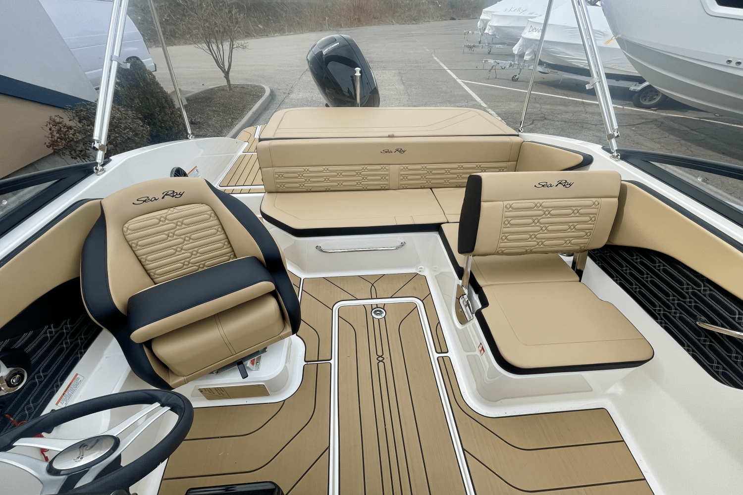 Slide: The Image of Sea Ray SPX 190 Outboard 2025 - 18