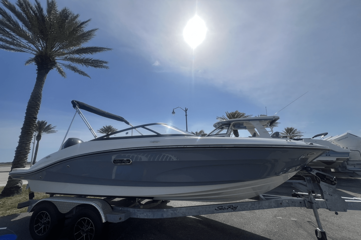 Slide: The Image of Sea Ray SPX 190 Outboard 2025 - 3